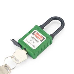 CANDADO DE SEGURIDAD TERMOPLÁSTICO VERDE ZENEX 1-1 / 2 PULG. (38 MM) DE ANCHO CON GRILLETE DE 3 PULG (76 MM) 410LTG 1 CANDADO DE SEGURIDAD TERMOPLÁSTICO VERDE ZENEX 1-1 / 2 PULG. (38 MM) DE ANCHO CON GRILLETE DE 3 PULG (76 MM) 410LTG